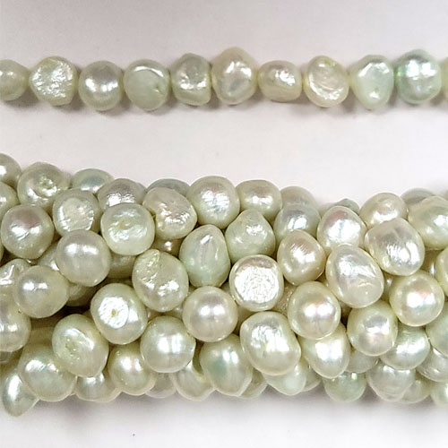 FRESHWATER PEARL SIDED 8.5-9MM VERY LIGHT GREEN (10 STRS)